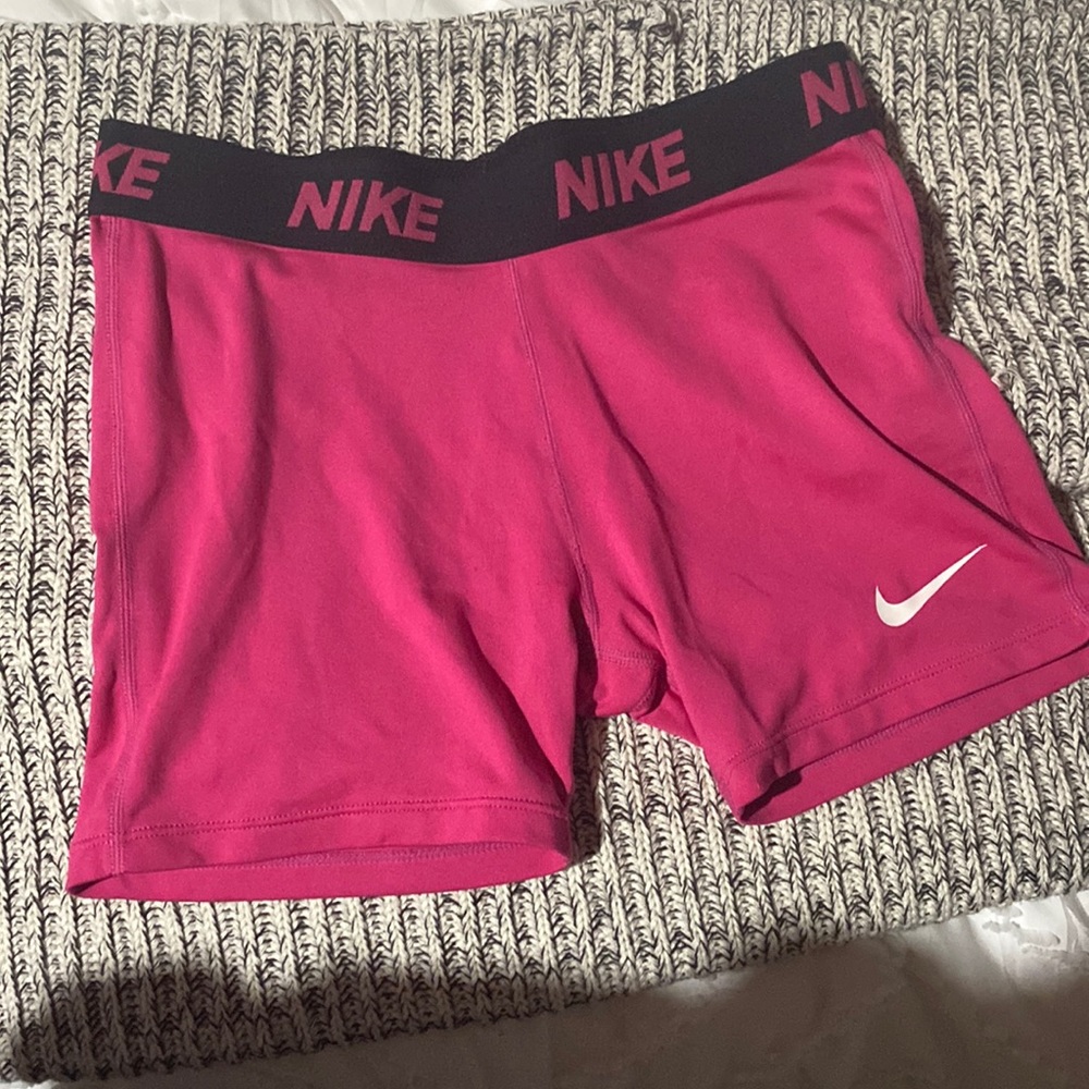 nike- shorts
